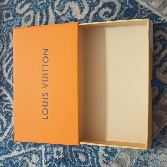 Louis Vuitton Wallet Box - Picture 2 of 3